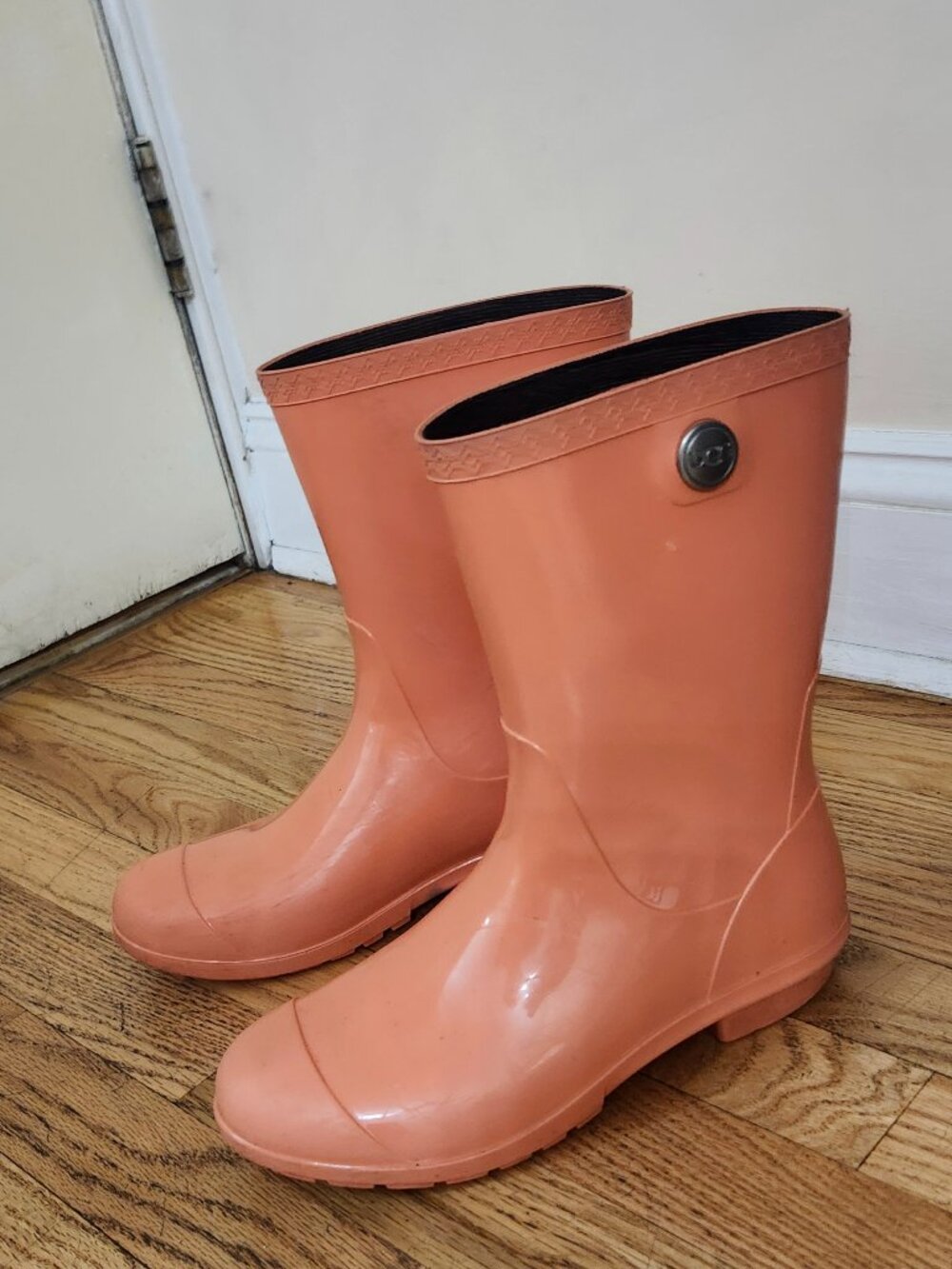 UGG Rainboots